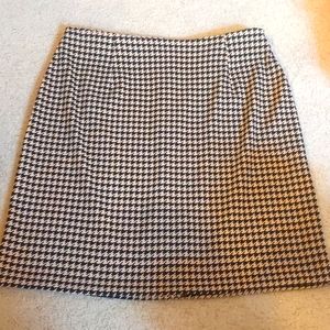 VTG Fashion Bug Stretch Knee Length Houndstooth Skirt